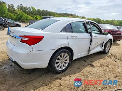 Trzecie zdjęcie samochodu z tyłu: 2011 CHRYSLER 200 TOURING VIN:1C3BC1FBXBN581371 - miniatura
