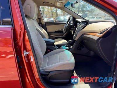 Zdjęcie 8 z 11 samochodu: 2015 HYUNDAI SANTA FE SPORT 2.4L VIN:5XYZTDLB5FG301630 - miniatura