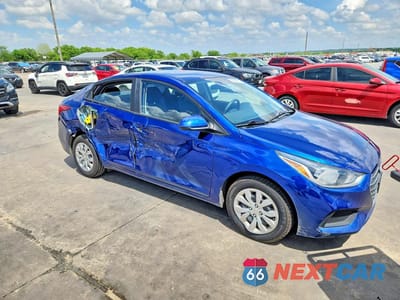 Czwarte zdjęcie samochodu z boku: 2020 HYUNDAI ACCENT SE VIN:3KPC24A66LE118325 - miniatura