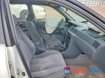 Zdjęcie 7 z 11 samochodu: 1998 TOYOTA CAMRY LE V6 VIN:JT2BF22K6W0099510 - miniatura