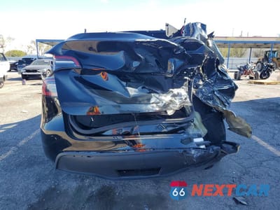 Zdjęcie 6 z 13 samochodu: 2024 TESLA MODEL Y VIN:7SAYGDEE0RA265378 - miniatura
