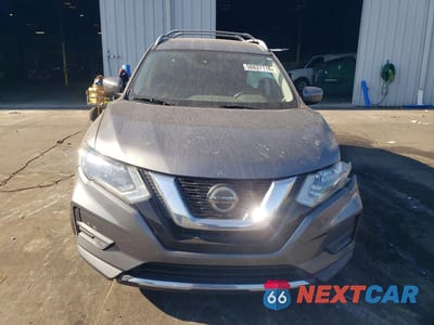 Piąte zdjęcie samochodu w środku: 2020 NISSAN ROGUE S VIN:5N1AT2MT6LC777163 - miniatura