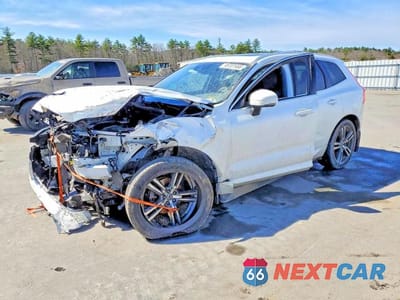 2019 VOLVO XC60 T5 LYV102RKXKB235578 - główne zdjęcie licytacji z USA - miniatura