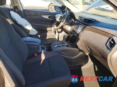 Zdjęcie 7 z 12 samochodu: 2017 NISSAN ROGUE SPORT S VIN:JN1BJ1CP5HW033074 - miniatura