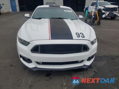 Piąte zdjęcie samochodu w środku: 2016 FORD MUSTANG GT VIN:1FA6P8CFXG5309532 - miniatura