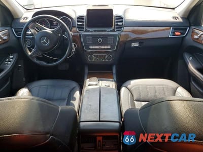 Zdjęcie 8 z 12 samochodu: 2017 MERCEDES-BENZ GLS 450 4MATIC VIN:4JGDF6EE3HA752655 - miniatura