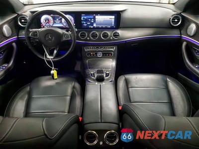 Zdjęcie 8 z 12 samochodu: 2018 MERCEDES-BENZ E 400 4MATIC VIN:WDDZF6GB4JA465480 - miniatura