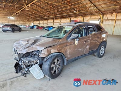 2011 VOLVO XC60 3.2 YV4952DLXB2201434 - główne zdjęcie licytacji z USA - miniatura