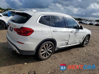 Trzecie zdjęcie samochodu z tyłu: 2018 BMW X3 VIN:5UXTR9C5XJLC84253 - miniatura