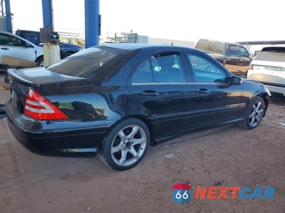 Trzecie zdjęcie samochodu z tyłu: 2007 MERCEDES-BENZ C 230 VIN:WDBRF52H07F929066 - miniatura