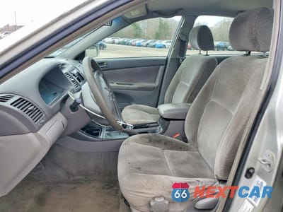 Zdjęcie 7 z 11 samochodu: 2003 TOYOTA CAMRY LE VIN:4T1BE32K63U669070 - miniatura