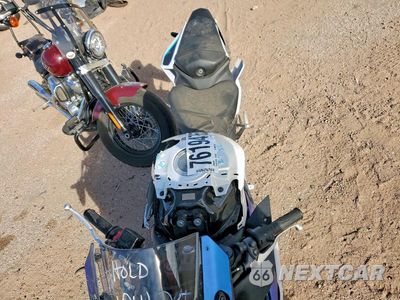 Piąte zdjęcie samochodu w środku: 2025 YAMAHA YFZ320 A VIN:MH3RH25E4SK003718 - miniatura