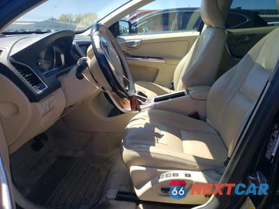 Zdjęcie 7 z 12 samochodu: 2015 VOLVO XC60 T5 PLATINUM VIN:YV4612RM2F2664870 - miniatura