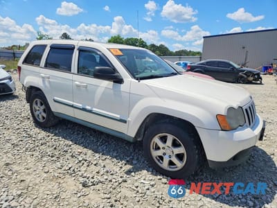 Czwarte zdjęcie samochodu z boku: 2008 JEEP GRAND CHEROKEE LAREDO VIN:1J8GR48K68C102455 - miniatura