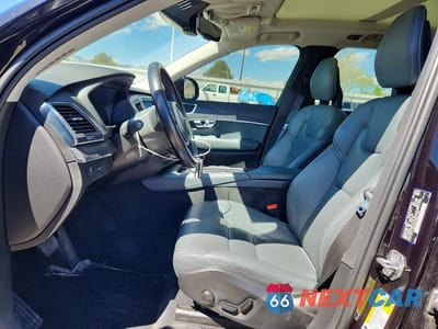Zdjęcie 7 z 14 samochodu: 2020 VOLVO XC90 T6 MOMENTUM VIN:YV4A22PK9L1609651 - miniatura