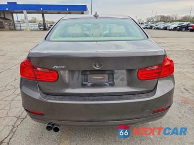 Zdjęcie 6 z 12 samochodu: 2013 BMW 328 XI SULEV VIN:WBA3B5G54DNS03369 - miniatura