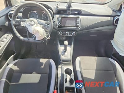 Zdjęcie 8 z 12 samochodu: 2025 NISSAN VERSA S VIN:3N1CN8DVXSL852612 - miniatura
