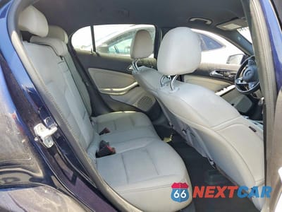 Zdjęcie 10 z 12 samochodu: 2018 MERCEDES-BENZ GLA 250 VIN:WDCTG4EB1JJ461496 - miniatura