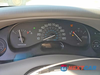 Zdjęcie 9 z 12 samochodu: 2003 BUICK CENTURY CUSTOM VIN:2G4WS52J031234327 - miniatura