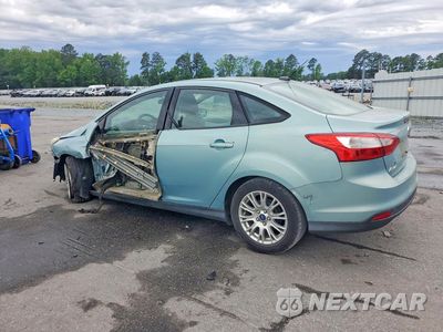 Trzecie zdjęcie samochodu z tyłu: 2012 FORD FOCUS SE VIN:1FAHP3F27CL455574 - miniatura