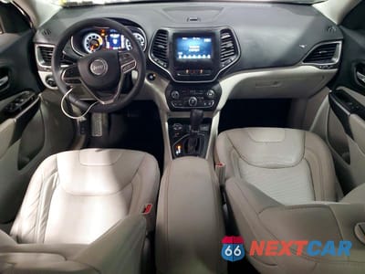 Zdjęcie 8 z 13 samochodu: 2021 JEEP CHEROKEE LATITUDE LUX VIN:1C4PJMMX7MD217182 - miniatura