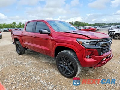 Czwarte zdjęcie samochodu z boku: 2025 CHEVROLET COLORADO Z71 VIN:1GCPTDEK1S1150302 - miniatura