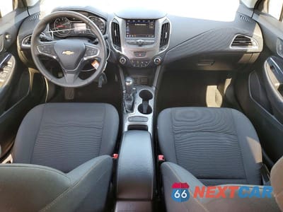 Zdjęcie 8 z 12 samochodu: 2019 CHEVROLET CRUZE LS VIN:1G1BC5SM7K7112200 - miniatura