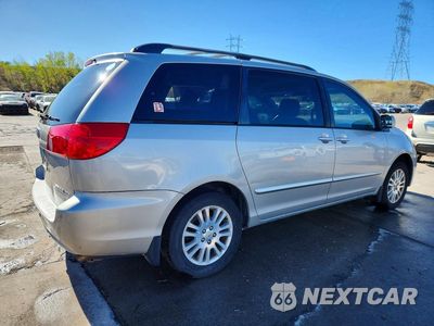 Trzecie zdjęcie samochodu z tyłu: 2007 TOYOTA SIENNA XLE 7-PASSENGER VIN:5TDBK22C67S005698 - miniatura