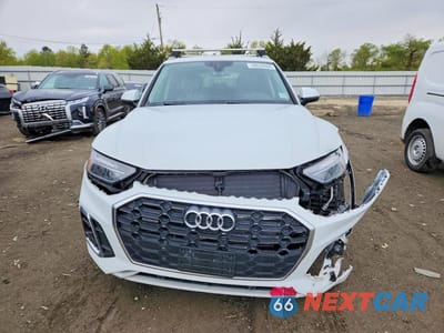 Piąte zdjęcie samochodu w środku: 2022 AUDI Q5 PREMIUM 45 VIN:WA1GAAFY7N2072639 - miniatura