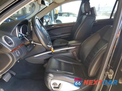 Zdjęcie 7 z 12 samochodu: 2009 MERCEDES-BENZ ML 63 AMG VIN:4JGBB77E79A507901 - miniatura