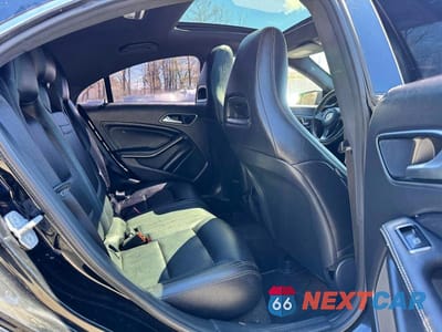Zdjęcie 8 z 13 samochodu: 2017 MERCEDES-BENZ CLA 250 4MATIC VIN:WDDSJ4GB7HN470762 - miniatura