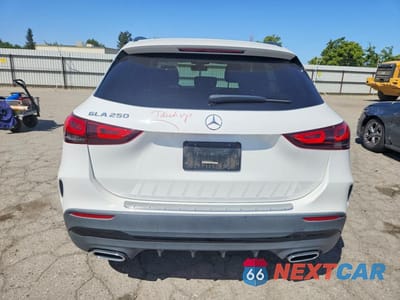 Zdjęcie 6 z 12 samochodu: 2021 MERCEDES-BENZ GLA 250 VIN:W1N4N4GB3MJ304837 - miniatura