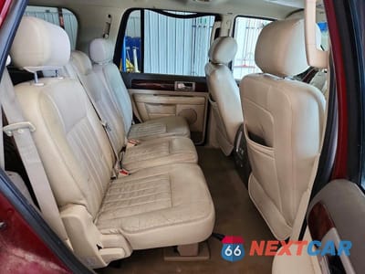 Zdjęcie 11 z 13 samochodu: 2004 LINCOLN NAVIGATOR VIN:5LMFU28RX4LJ30491 - miniatura
