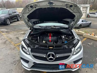 Piąte zdjęcie samochodu w środku: 2016 MERCEDES-BENZ GLE COUPE 450 4MATIC VIN:4JGED6EB9GA034199 - miniatura