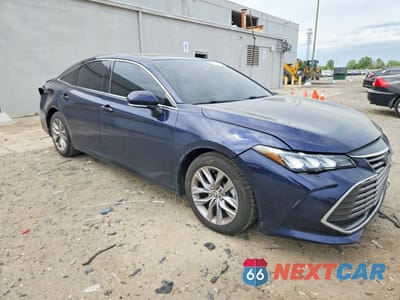 Czwarte zdjęcie samochodu z boku: 2021 TOYOTA AVALON XLE VIN:4T1AZ1FB5MU069611 - miniatura