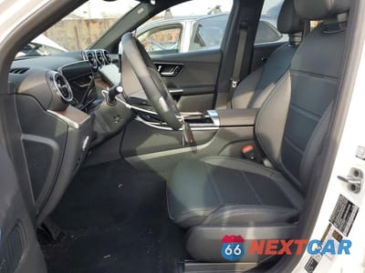 Zdjęcie 7 z 13 samochodu: 2026 MERCEDES-BENZ GLC 300 VIN:W1NKM4GB3TF484512 - miniatura