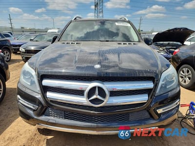 Piąte zdjęcie samochodu w środku: 2014 MERCEDES-BENZ GL 450 4MATIC VIN:4JGDF7CE5EA308911 - miniatura