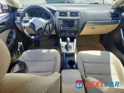 Zdjęcie 8 z 12 samochodu: 2016 VOLKSWAGEN JETTA SE VIN:3VWD67AJ6GM332013 - miniatura