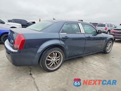 Trzecie zdjęcie samochodu z tyłu: 2008 CHRYSLER 300C VIN:2C3KA63H38H126262 - miniatura