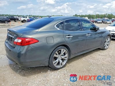 Trzecie zdjęcie samochodu z tyłu: 2013 INFINITI M37 BASE VIN:JN1BY1AP2DM510516 - miniatura