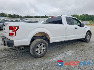 Trzecie zdjęcie samochodu z tyłu: 2019 FORD F150 SUPER CAB VIN:1FTFX1C53KKE28719 - miniatura