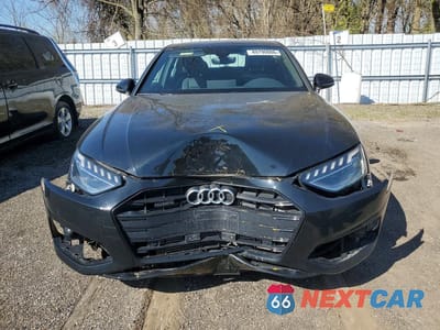 Piąte zdjęcie samochodu w środku: 2023 AUDI A4 KOMFORT 45 VIN:WAUAAAF43PA034730 - miniatura