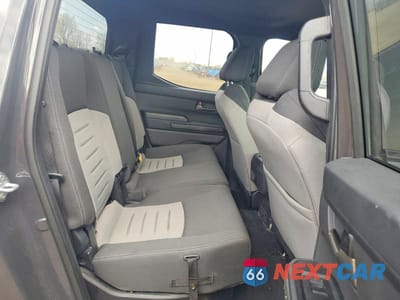 Zdjęcie 10 z 12 samochodu: 2024 TOYOTA TACOMA TRD OFF-ROAD VIN:3TMLB5JN2RM011428 - miniatura