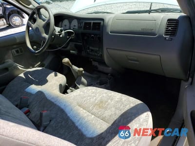 Zdjęcie 8 z 12 samochodu: 2004 TOYOTA TACOMA VIN:5TEPM62N84Z453044 - miniatura