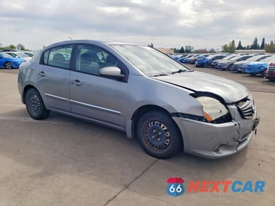 Czwarte zdjęcie samochodu z boku: 2011 NISSAN SENTRA 2.0 VIN:3N1AB6AP1BL630390 - miniatura