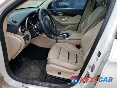 Zdjęcie 7 z 12 samochodu: 2016 MERCEDES-BENZ GLC 300 VIN:WDC0G4JB9GF090091 - miniatura