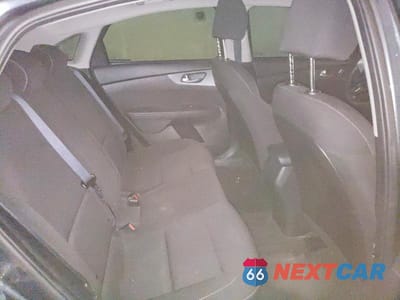 Zdjęcie 10 z 12 samochodu: 2021 KIA FORTE LXS VIN:3KPF24AD2ME291577 - miniatura