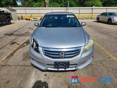 Piąte zdjęcie samochodu w środku: 2011 HONDA ACCORD EXL VIN:1HGCP3F85BA002316 - miniatura