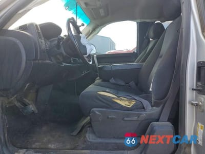 Zdjęcie 7 z 13 samochodu: 2011 CHEVROLET SILVERADO K1500 LT VIN:1GCRKSE38BZ278479 - miniatura