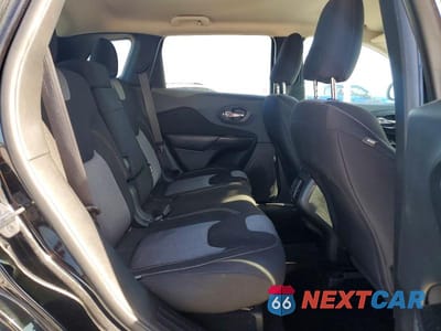 Zdjęcie 11 z 13 samochodu: 2014 JEEP CHEROKEE LATITUDE VIN:1C4PJMCS5EW153364 - miniatura